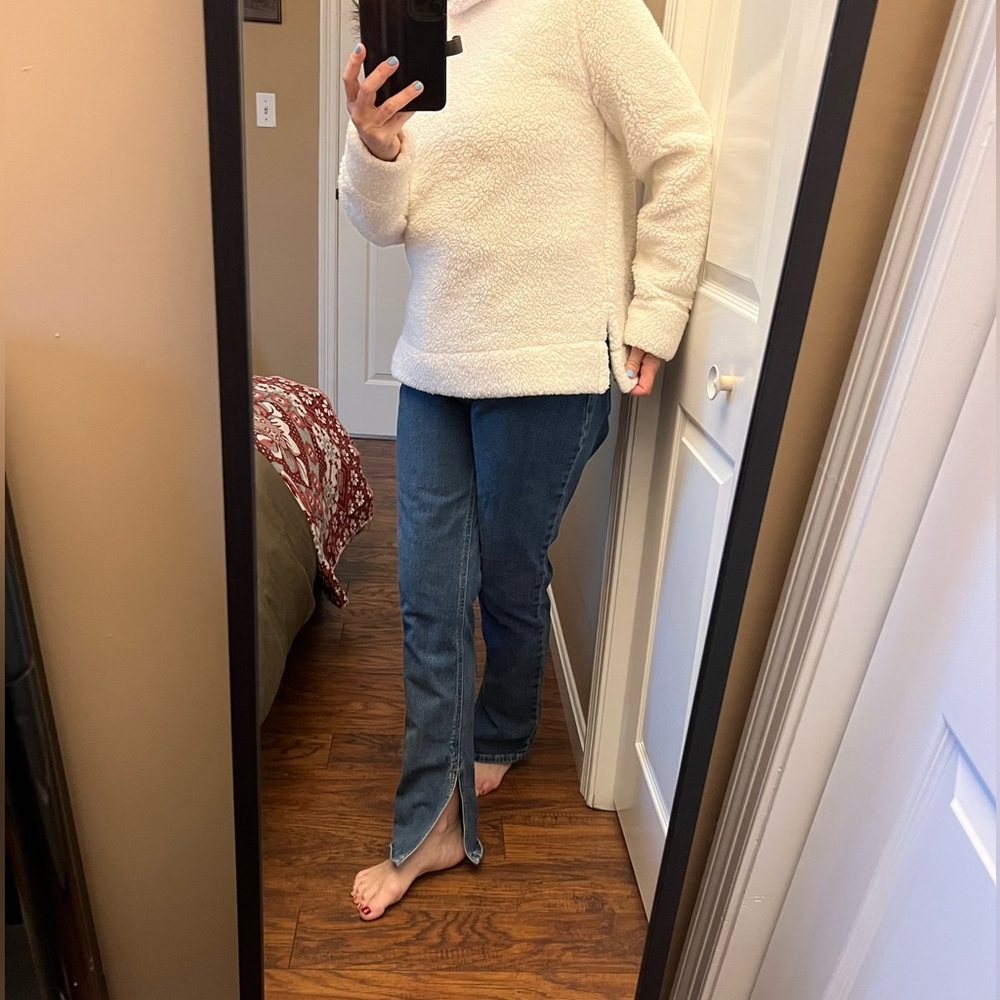 Everlane Cheeky Split Hem Jean